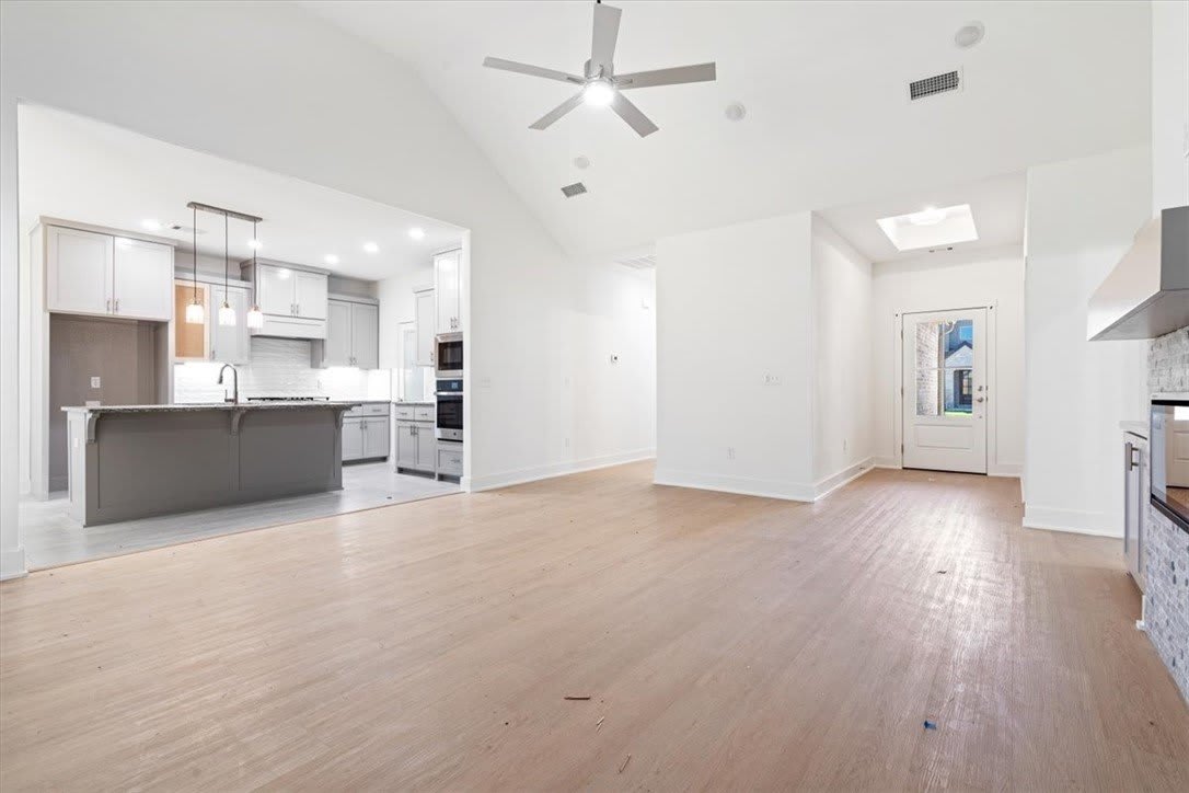 7004 SW Basswood Avenue – photo 5