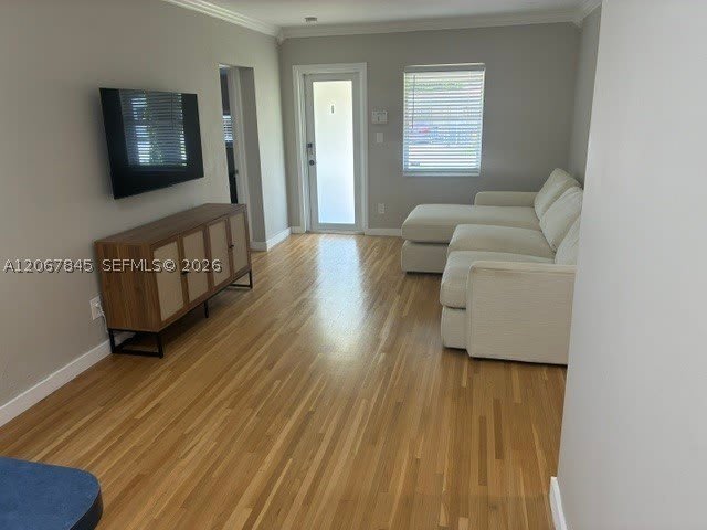 5886 SW 42nd St – photo 3