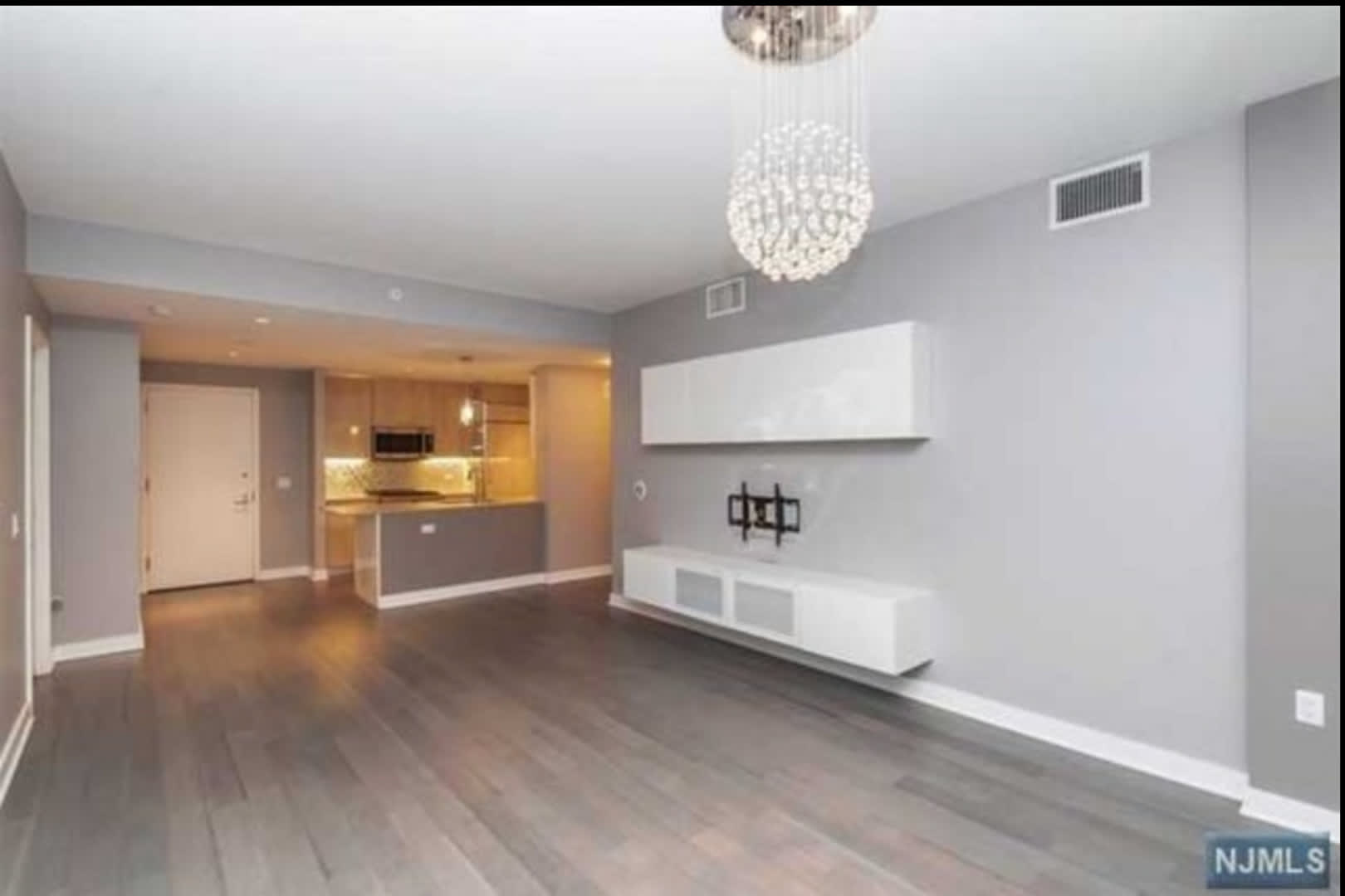 1200 Avenue At Port Imperial – photo 3