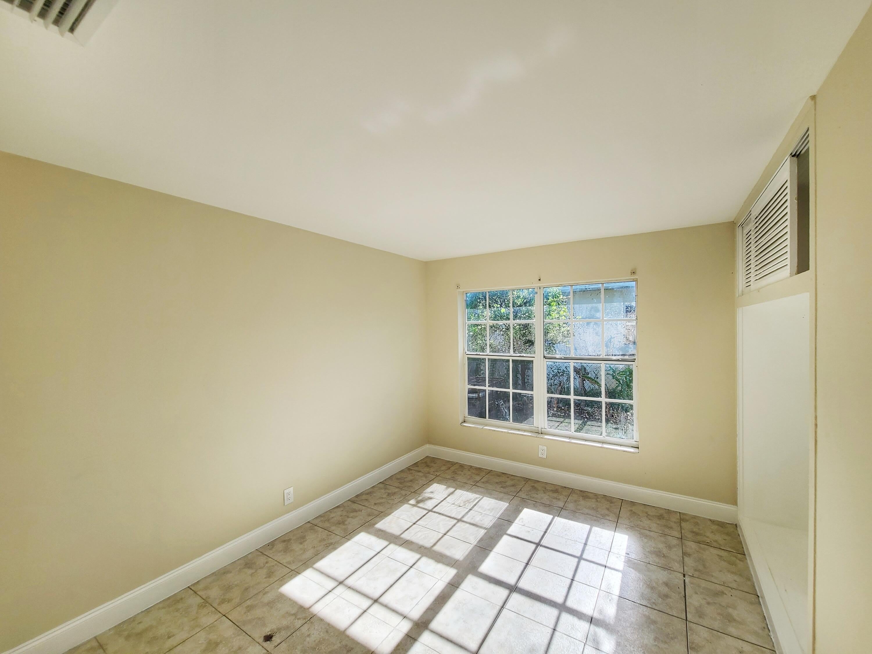 420 Blue Heron Boulevard – photo 4
