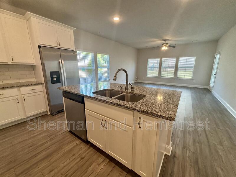1101 Clareton Drive – photo 5