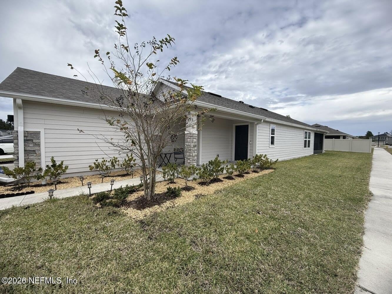 8161 LUMBER Way – photo 2