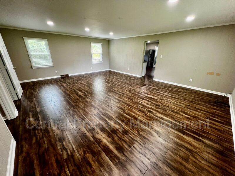 103 Newman Drive – photo 5