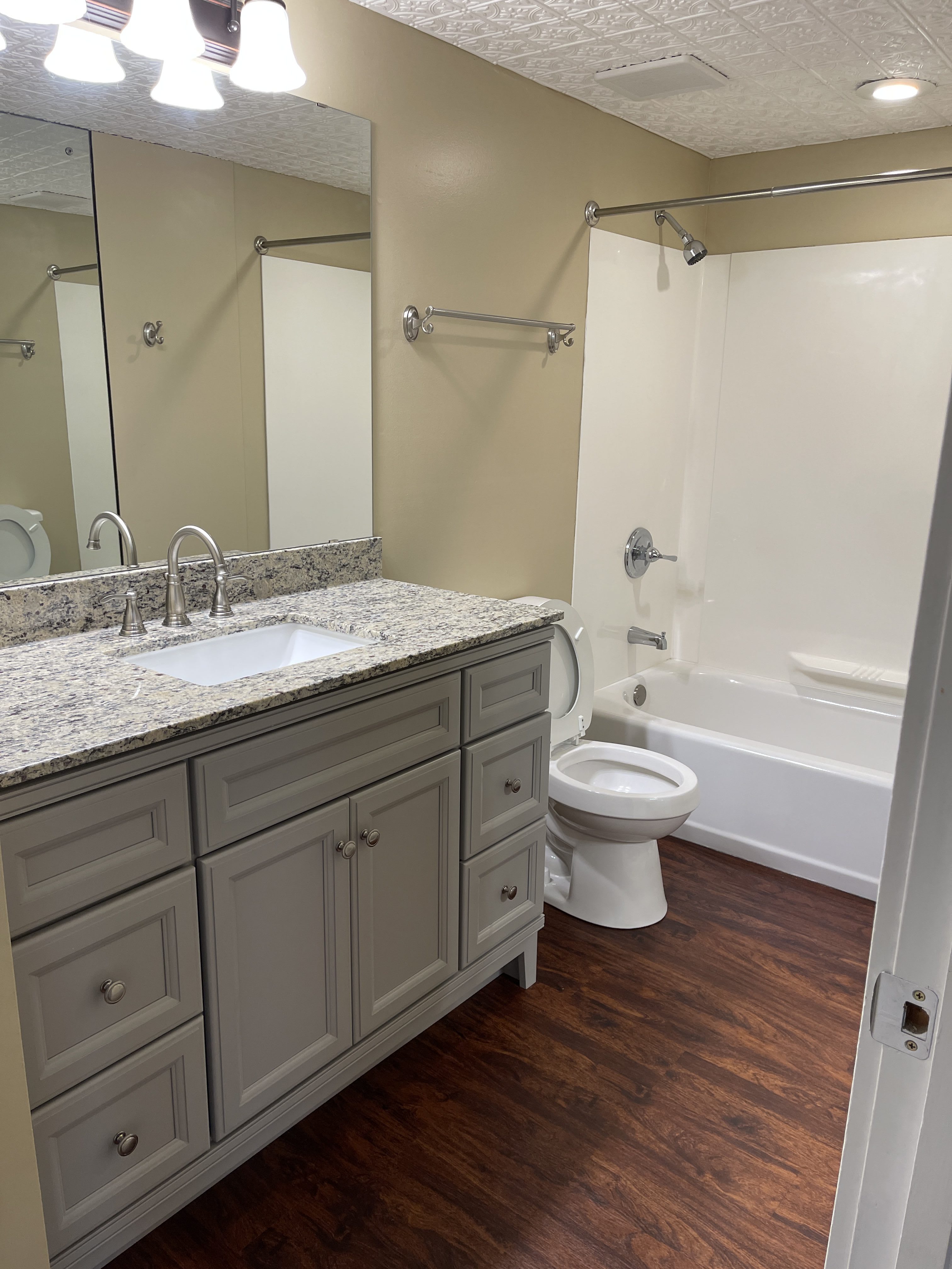 6423 Colony Way – photo 3