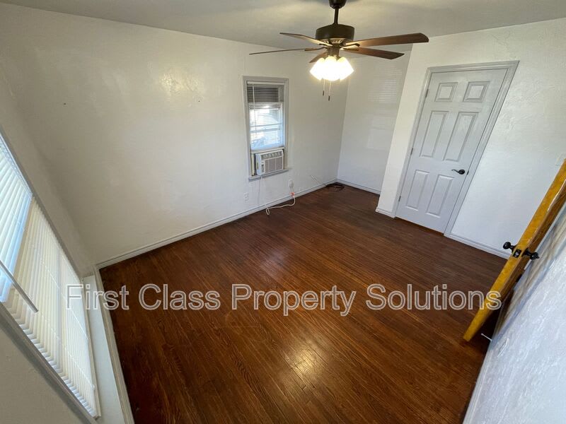 6618 Nw 31St St – photo 4