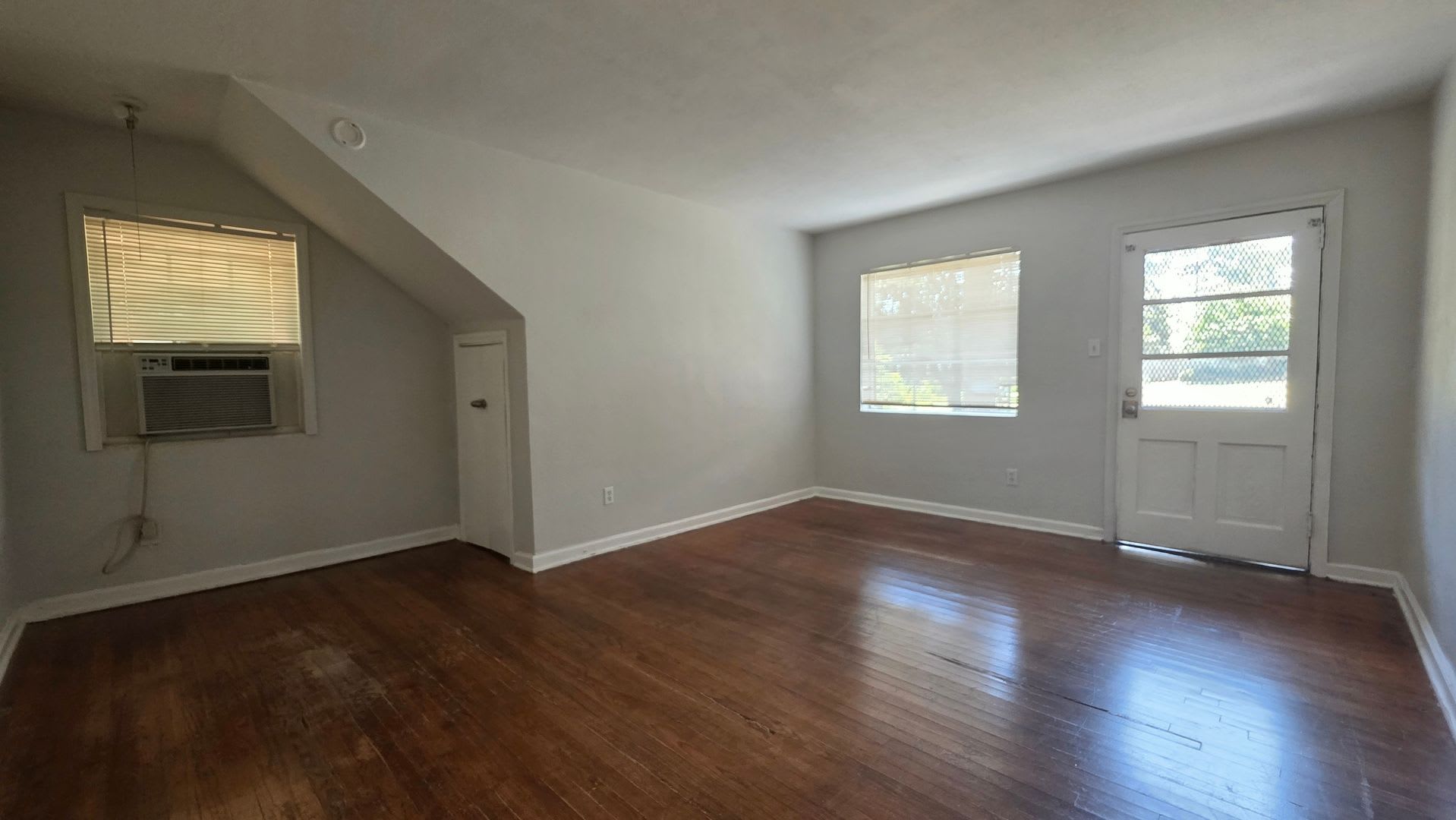 903 A 7Th Avenue – photo 2