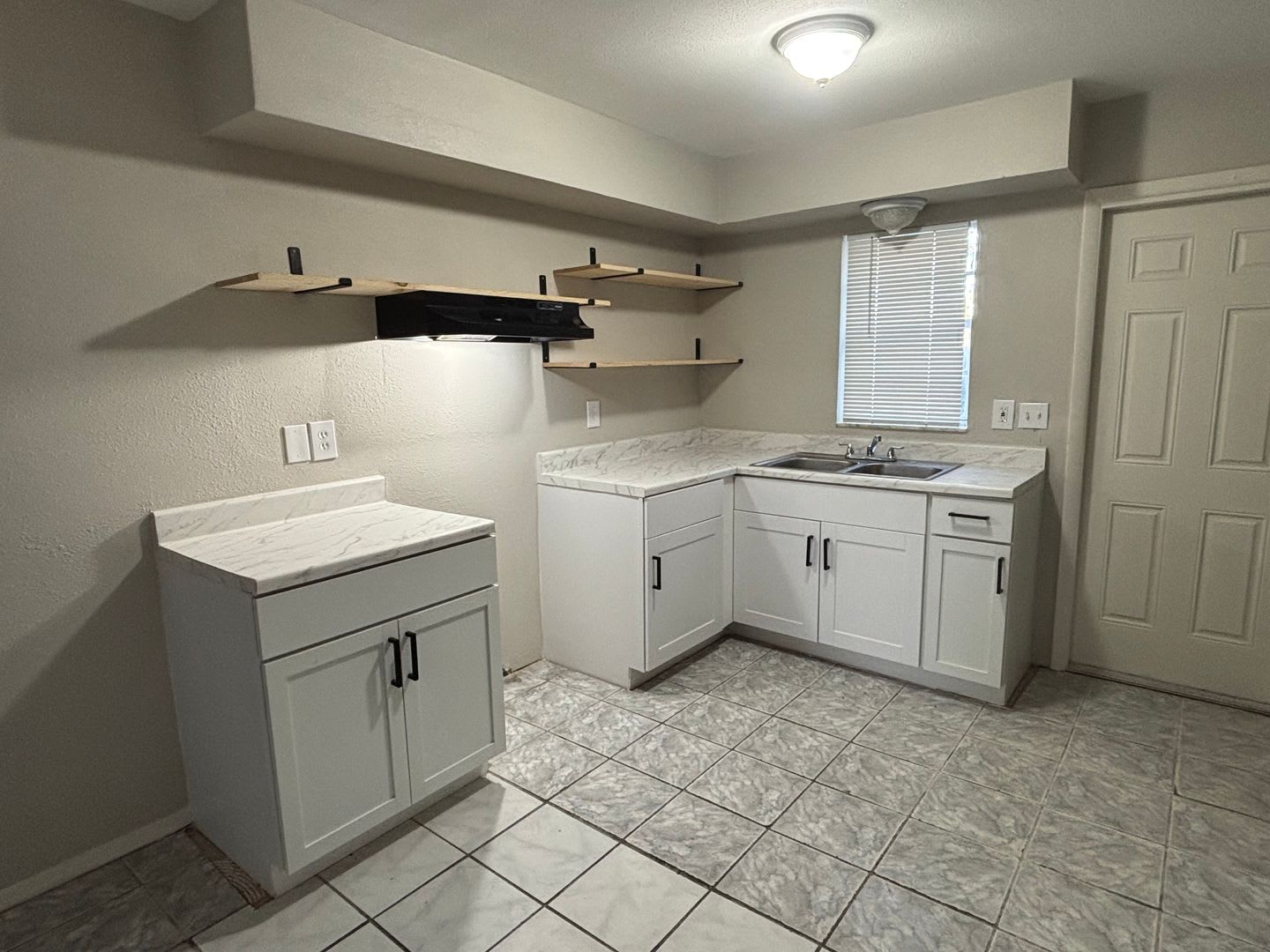 KAI9s 7plex 921 33rd Ave W Bradenton – photo 2