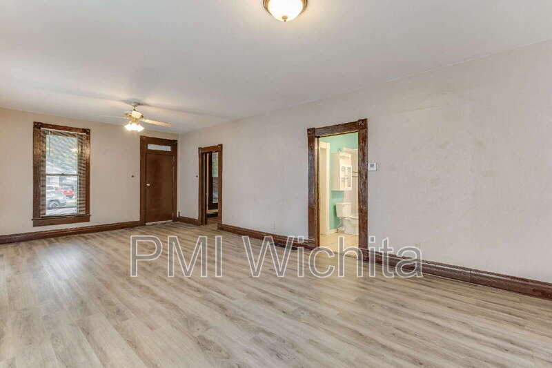 514 S Fern Ave – photo 5