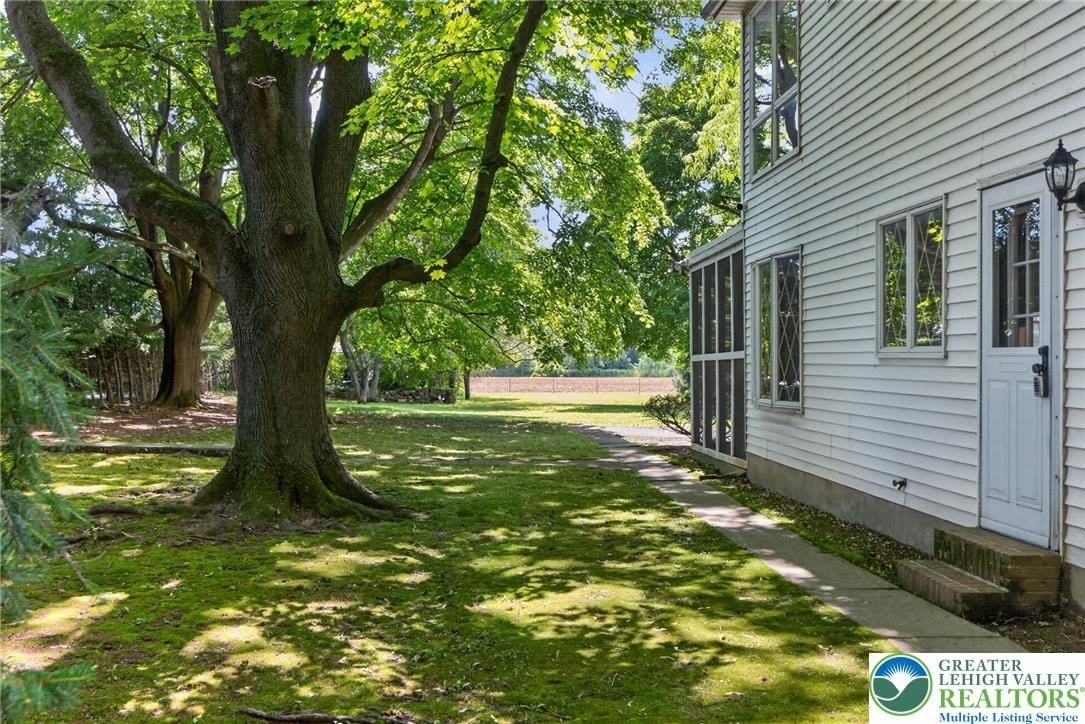 1226 Trexlertown Rd – photo 5