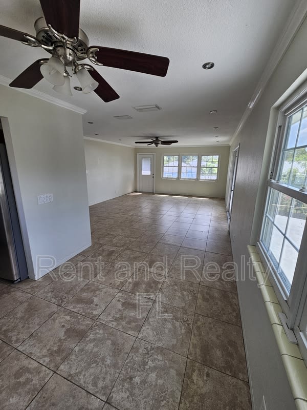 5119 28th Avenue South – photo 3