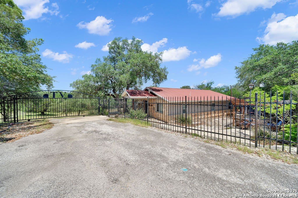690 Windrush – photo 3