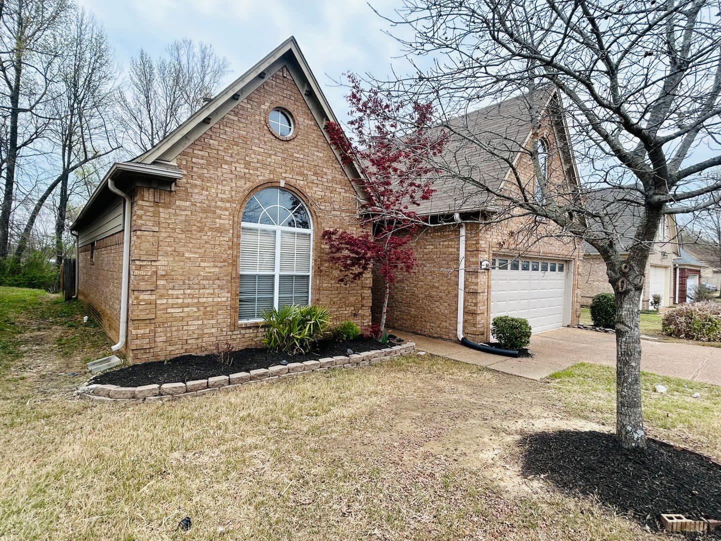 Glen Ridge Subdivision! Large Bonus Room Upstairs! – photo 2