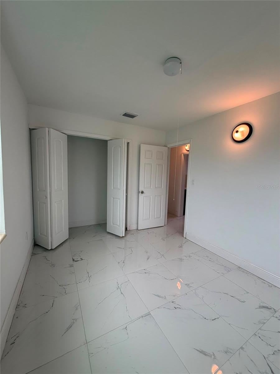 5009 BULLARD Street – photo 3
