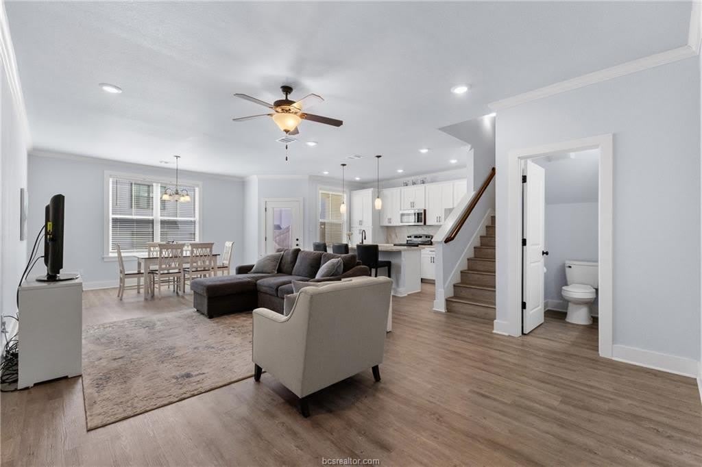2108 Jax Drive – photo 1