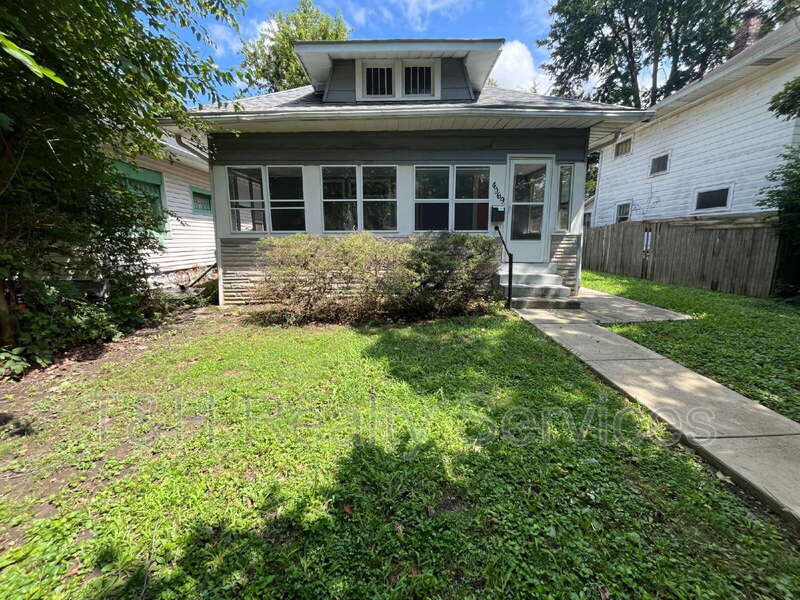 4069 Graceland Avenue – photo 1