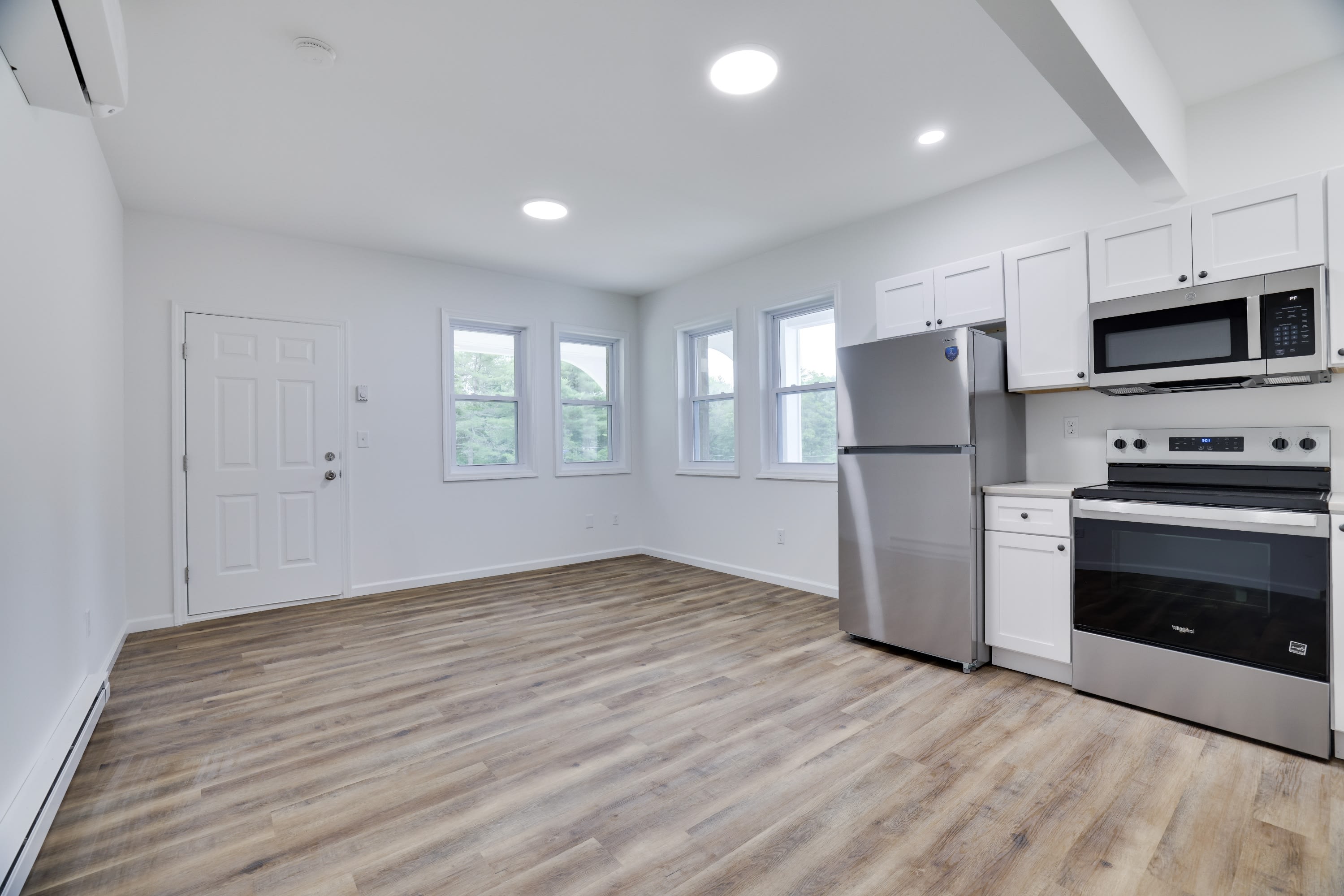 123 Evergreen Lane – photo 2