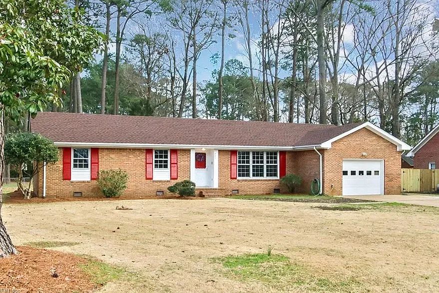 205 Woodford Drive – photo 1