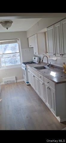 160-45 Willets Point Boulevard – photo 2