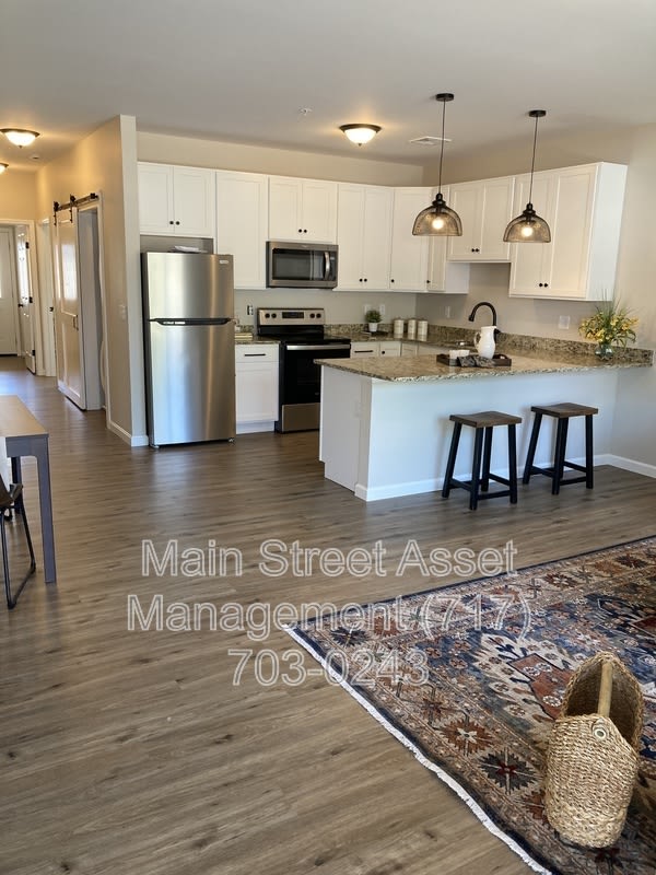 376 E Main St – photo 2