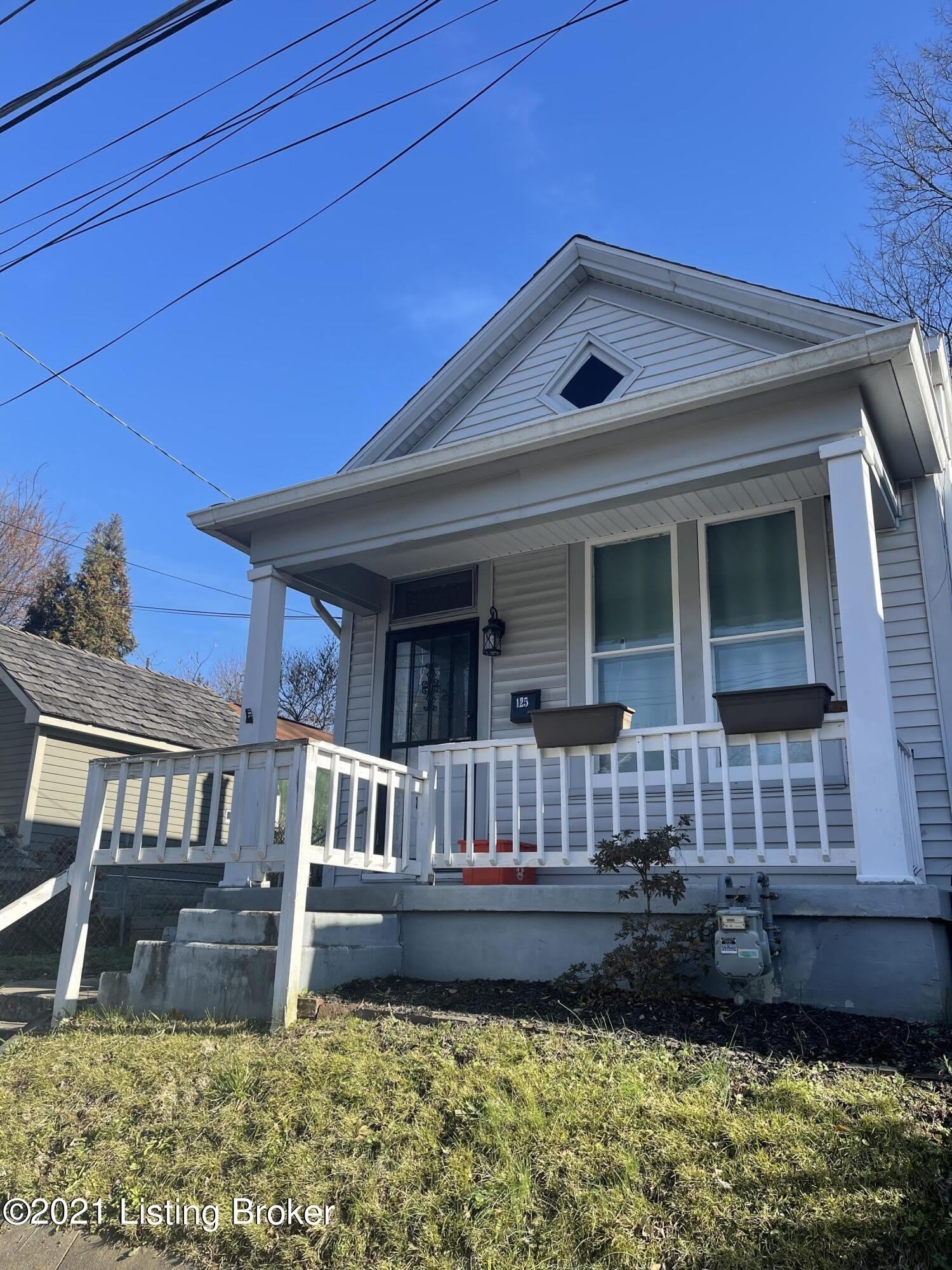 125 N Jane St – photo 1