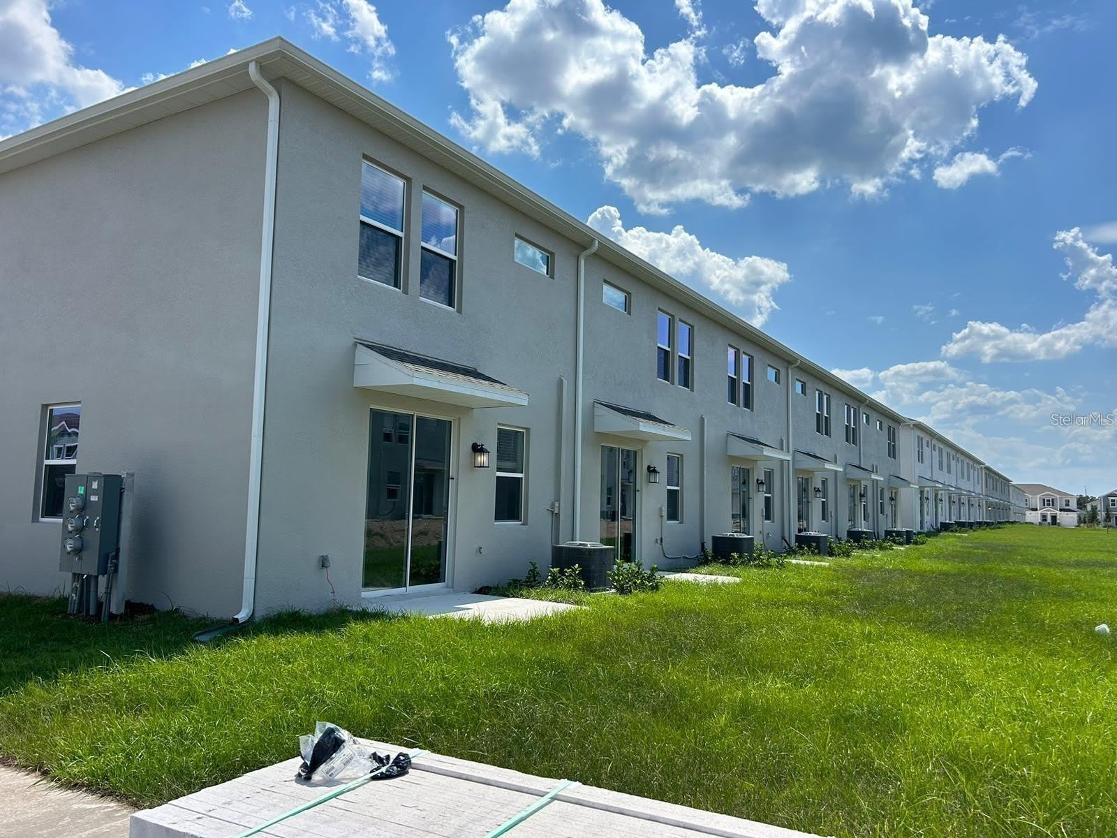3350 LAURENT Loop – photo 4