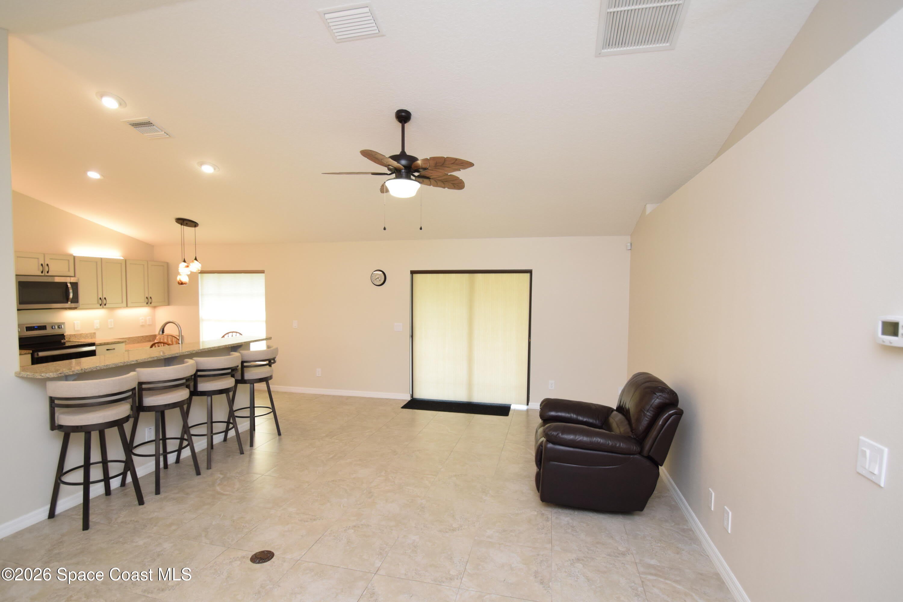 1961 Gloria Circle NE – photo 4