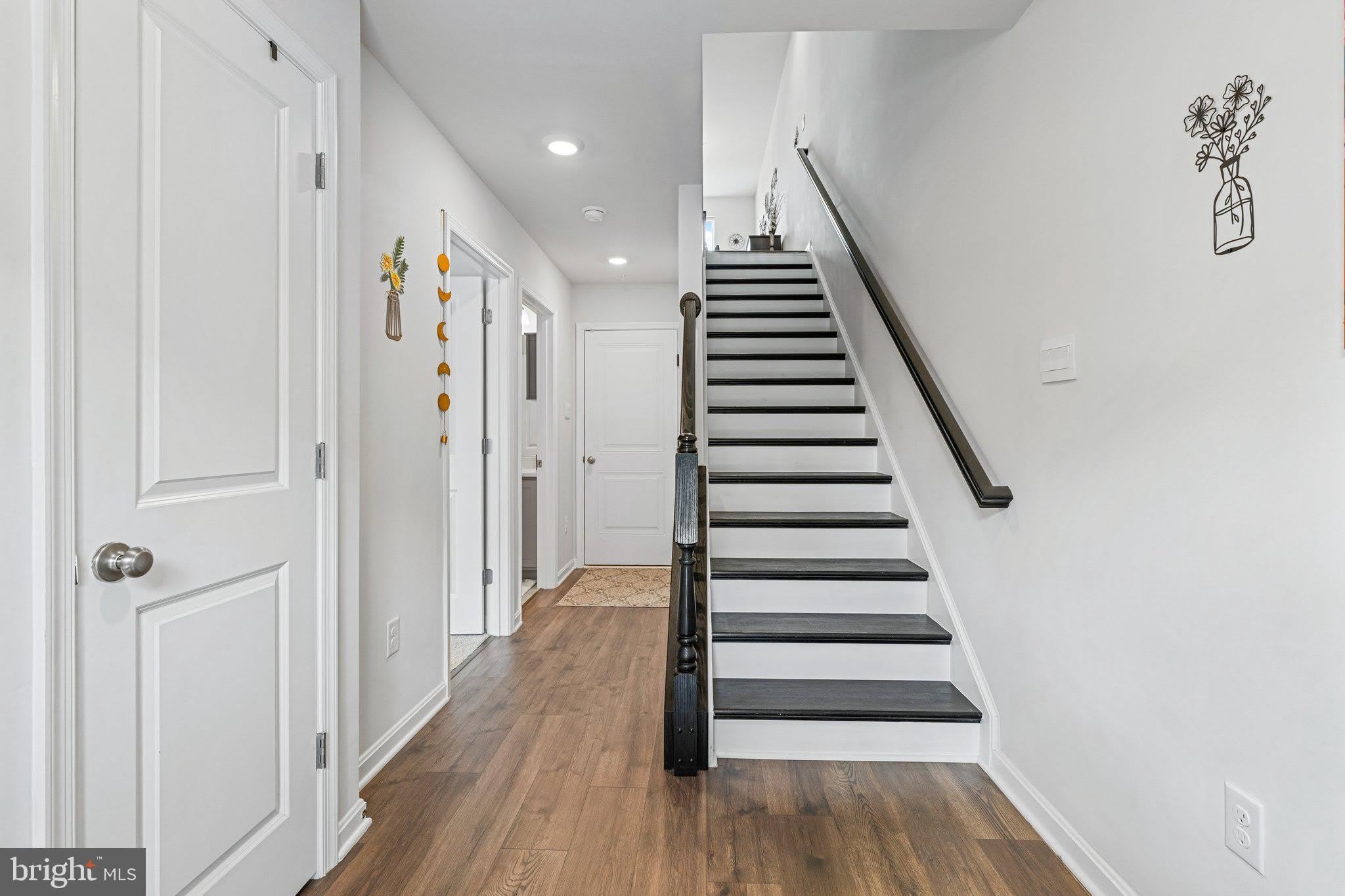 423 CARROLL WALK Avenue – photo 3