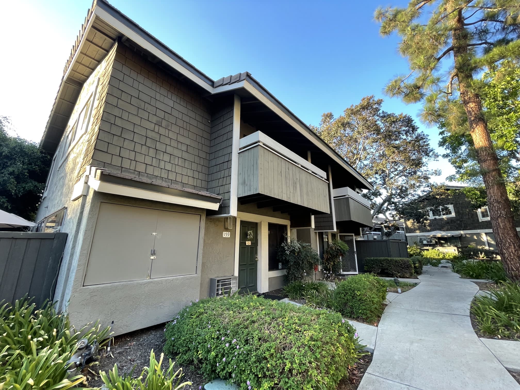 160 Streamwood – photo 1