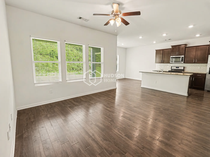 270 Chelsea Park Road – photo 3