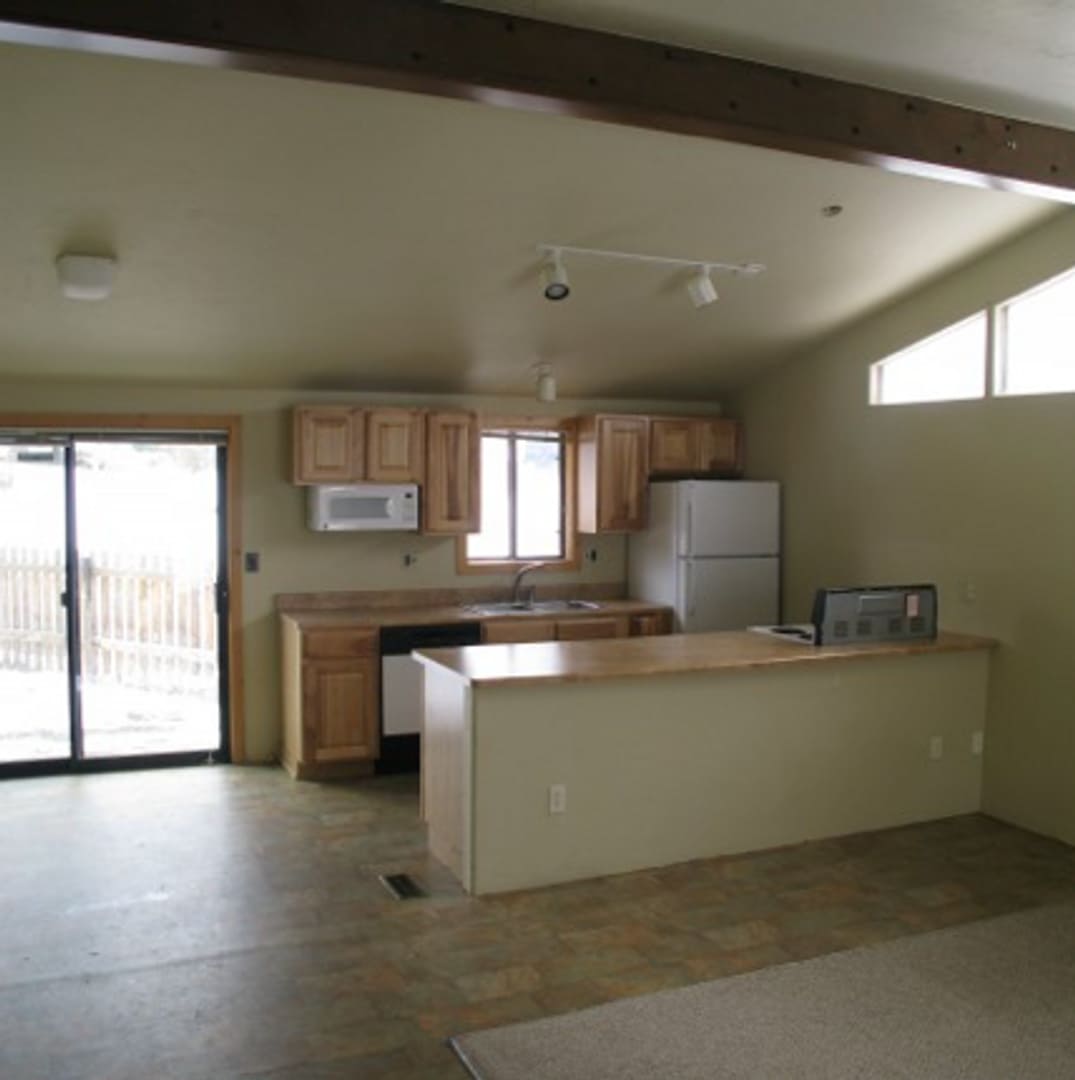 3 Bedroom, 2 Bath Home in French Creek! Clubhouse! – photo 4