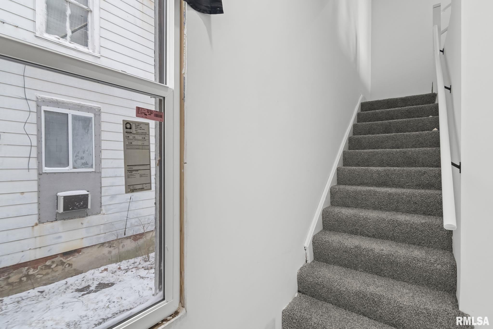 910 S 2ND Street – photo 2