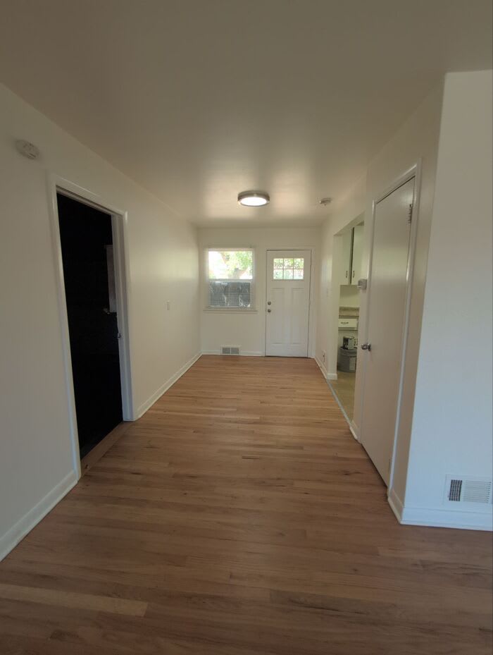 725 Lima Street – photo 5