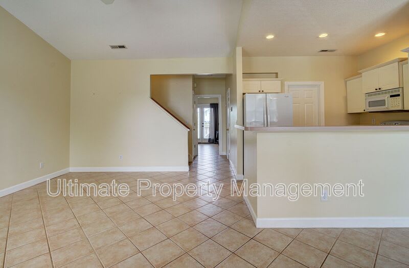 321 S. Kerr Avenue – photo 4