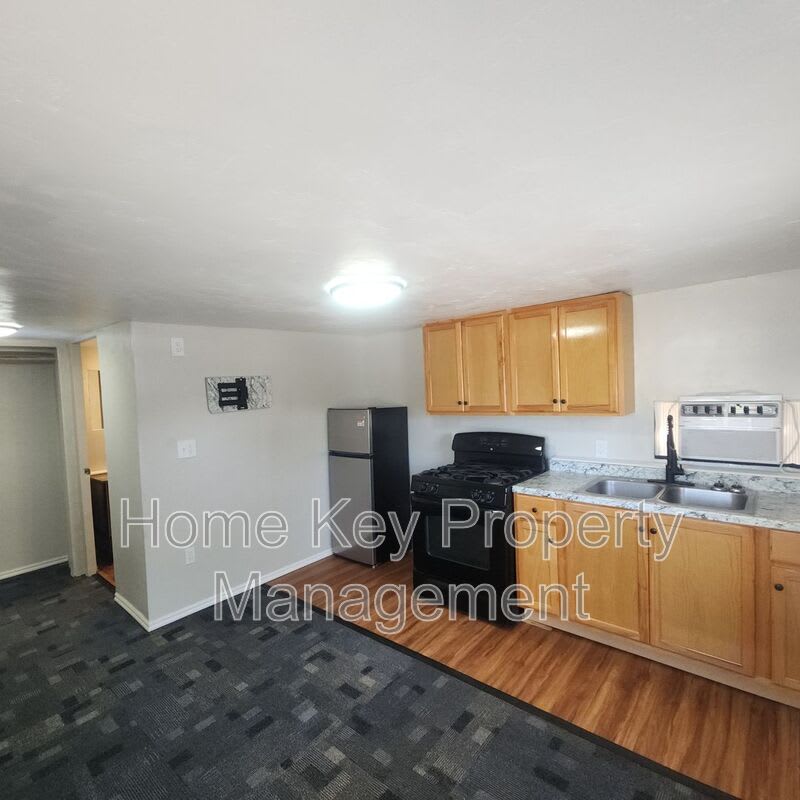 677 W 100 N – photo 5