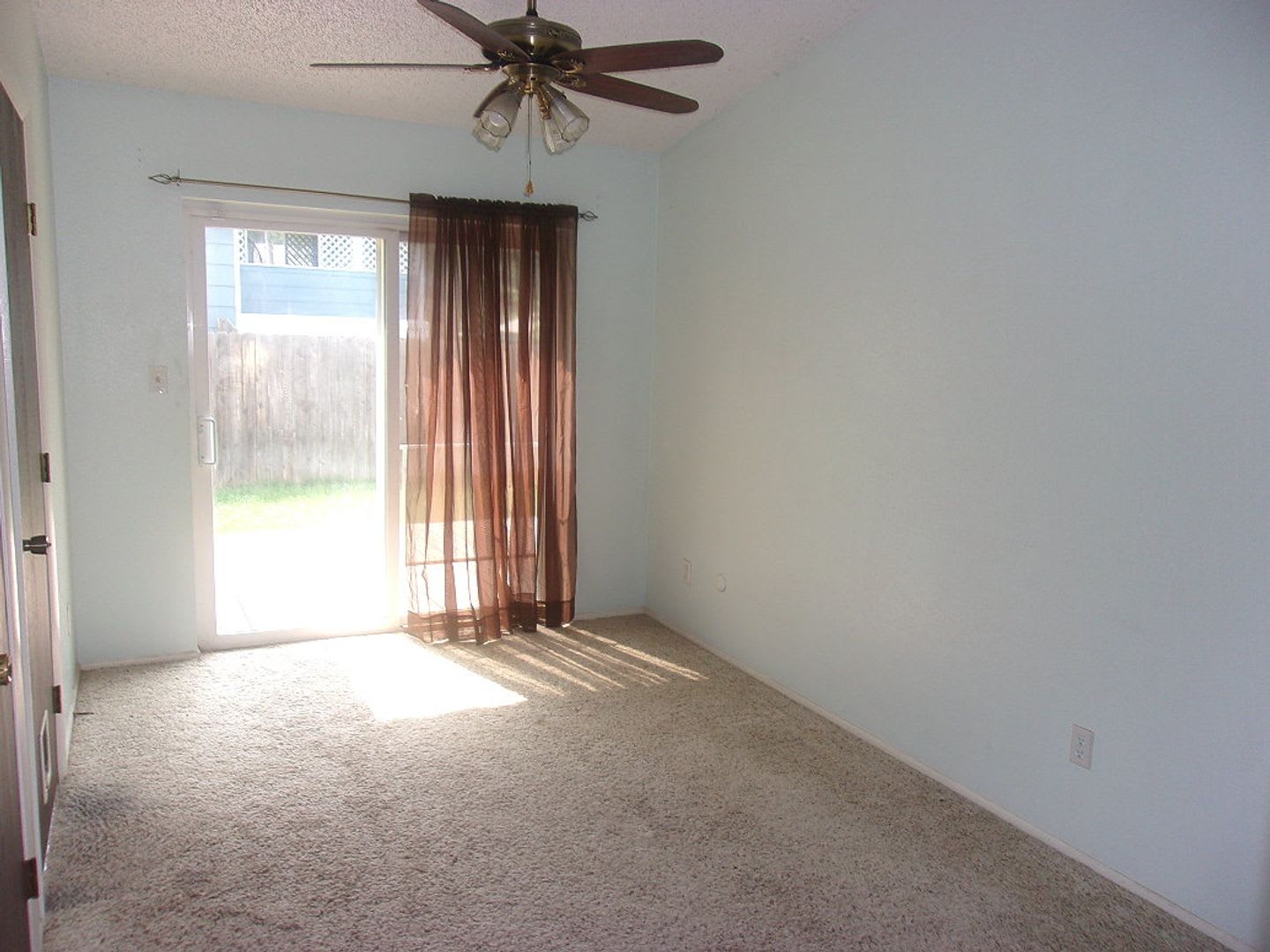Charming 3-Bedroom Home in a Quiet Fort Collins Neighborhood – photo 4