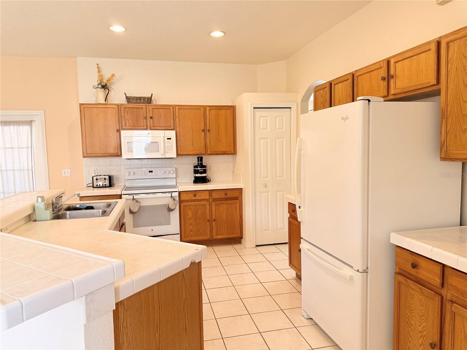 3010 VICTORIA Drive – photo 4