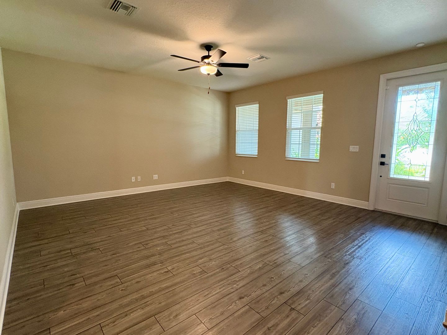 2/2/1 in Celebration Pointe Ft. Pierce – photo 5