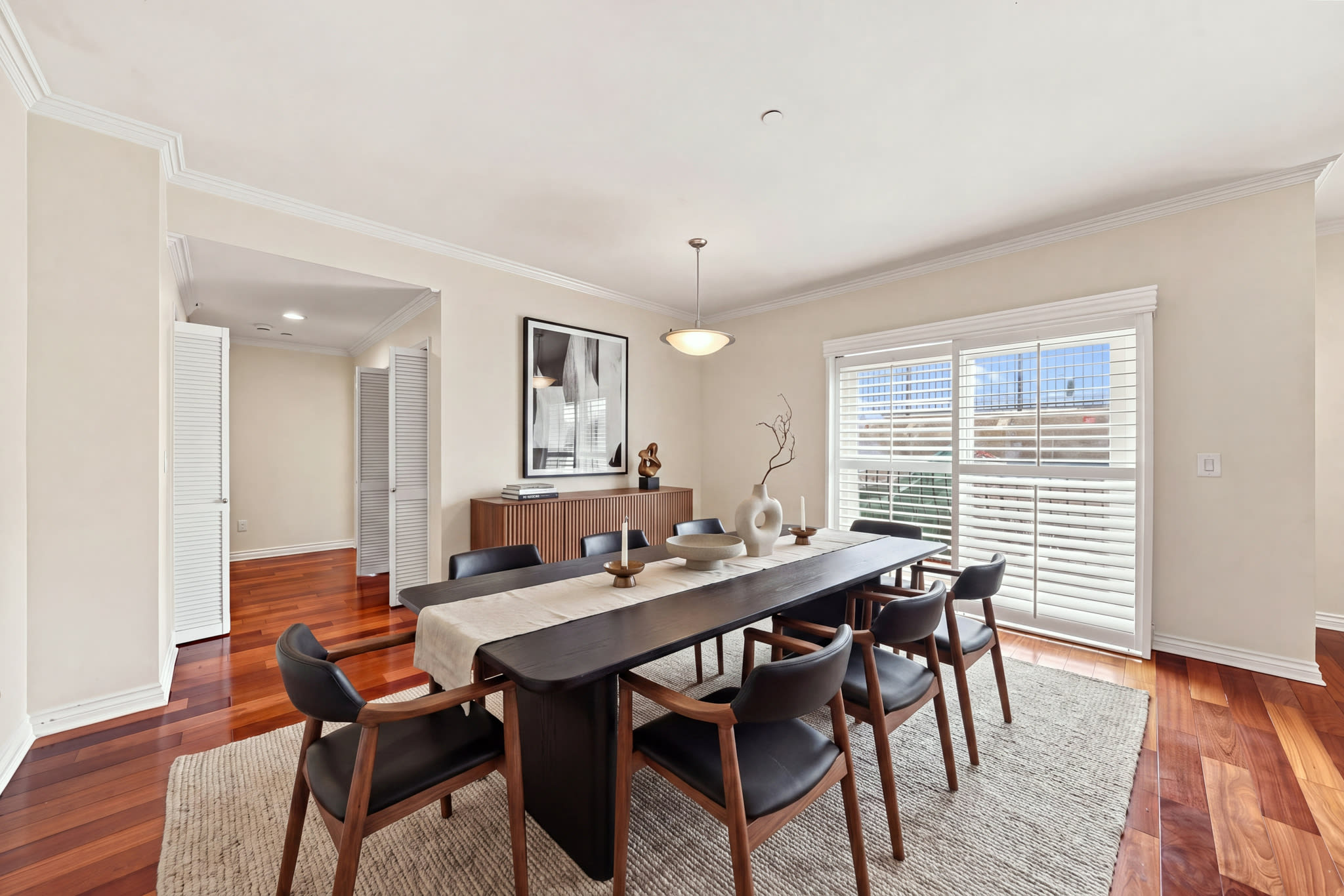 956 N Wilton Pl – photo 2