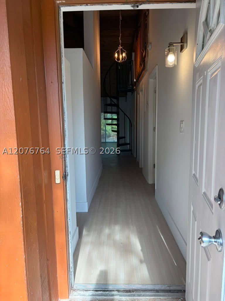7456 NW 33rd St – photo 2