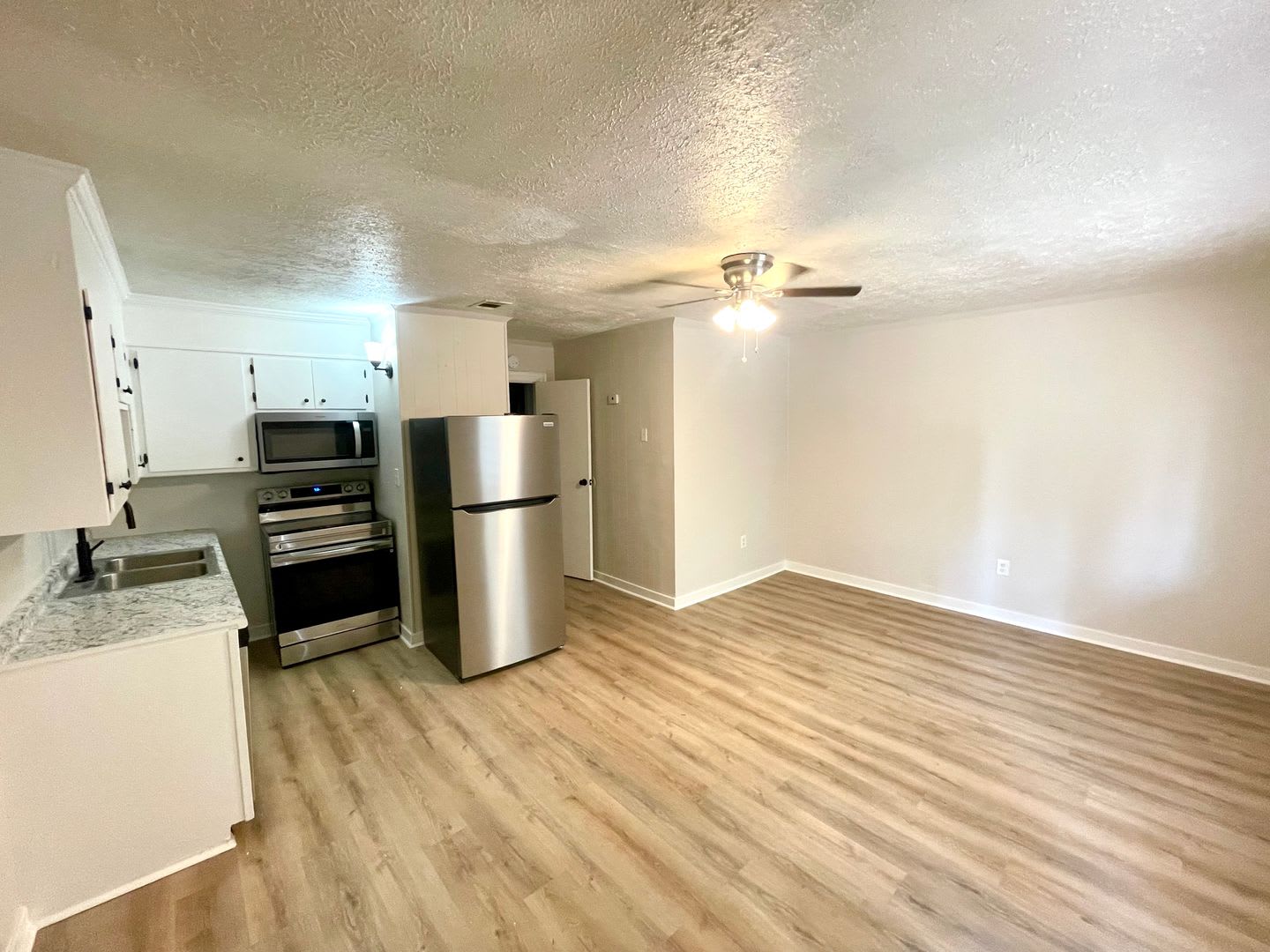 1 Bed/1 Bath Available in Brandon! 39042 – photo 4