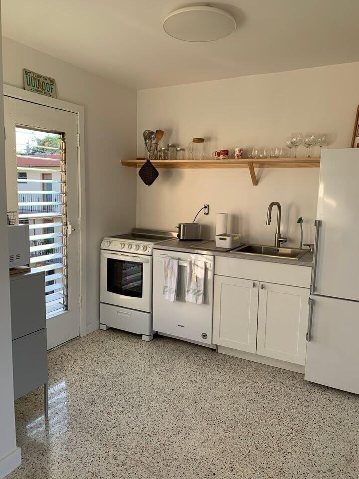 649 SW 9th Street – photo 5