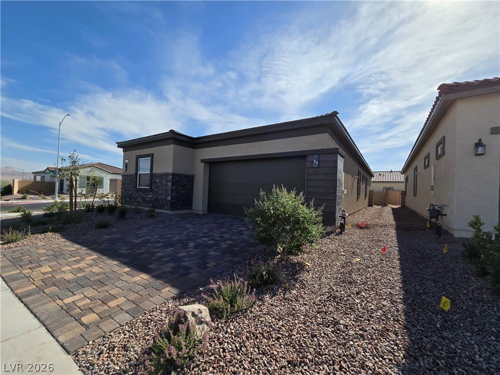852 Weston Ridge Street – photo 2