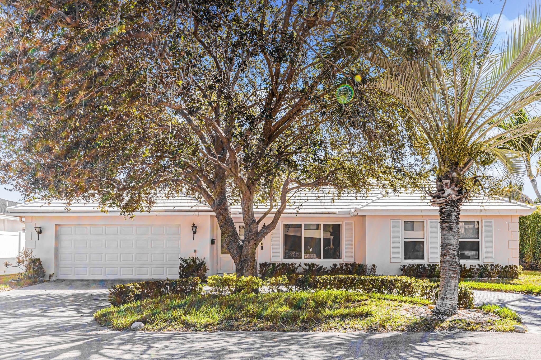 2810 NE 60th Street – photo 1