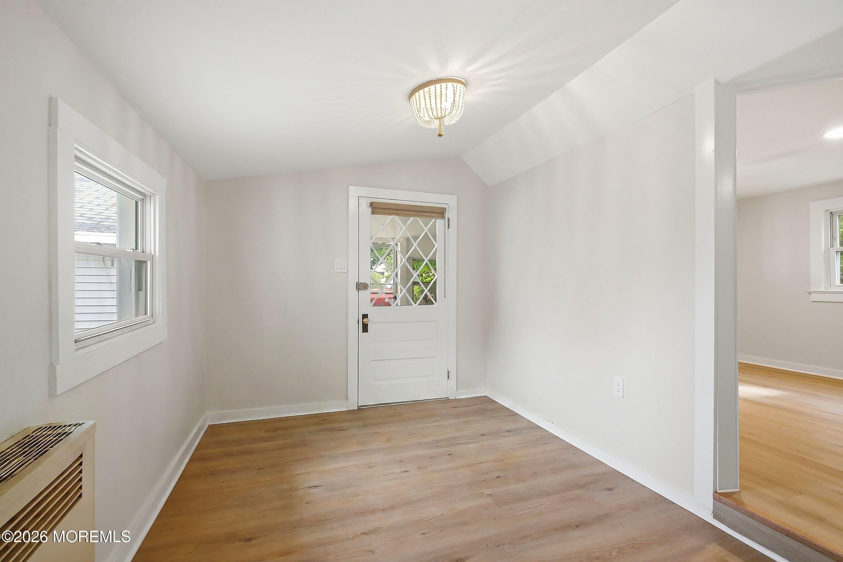 1208 Maplewood Road – photo 5
