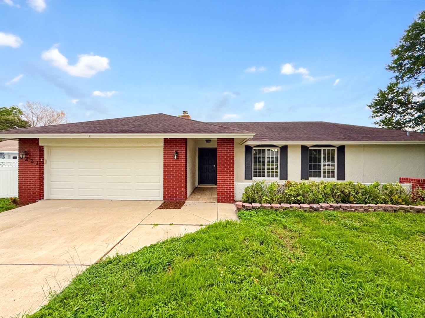 Lakefront Rental in Bay Lakes – photo 2