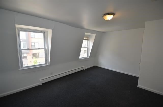 30 YALE AVE – photo 1
