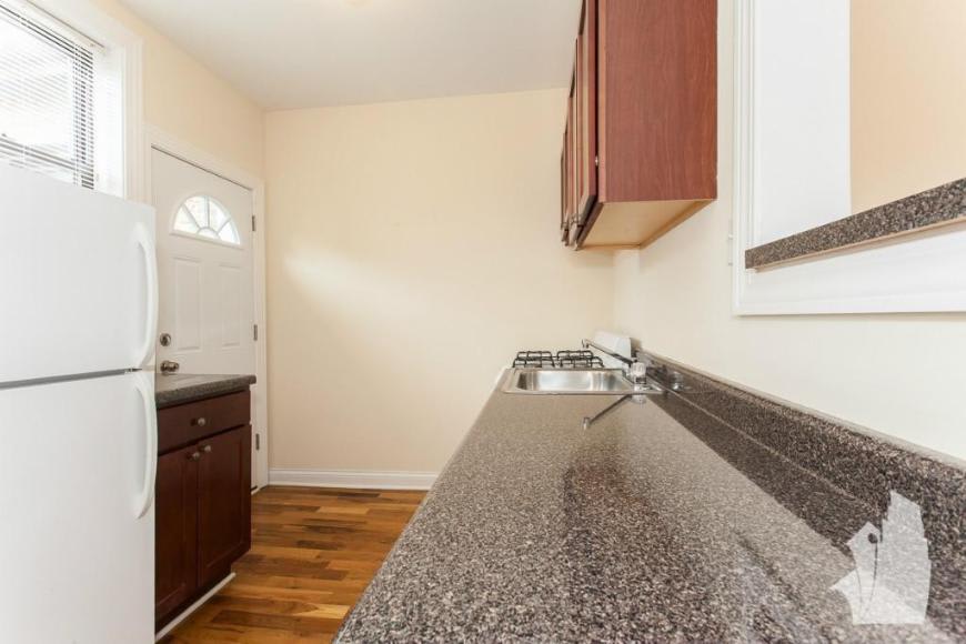 3904 Byron – photo 1