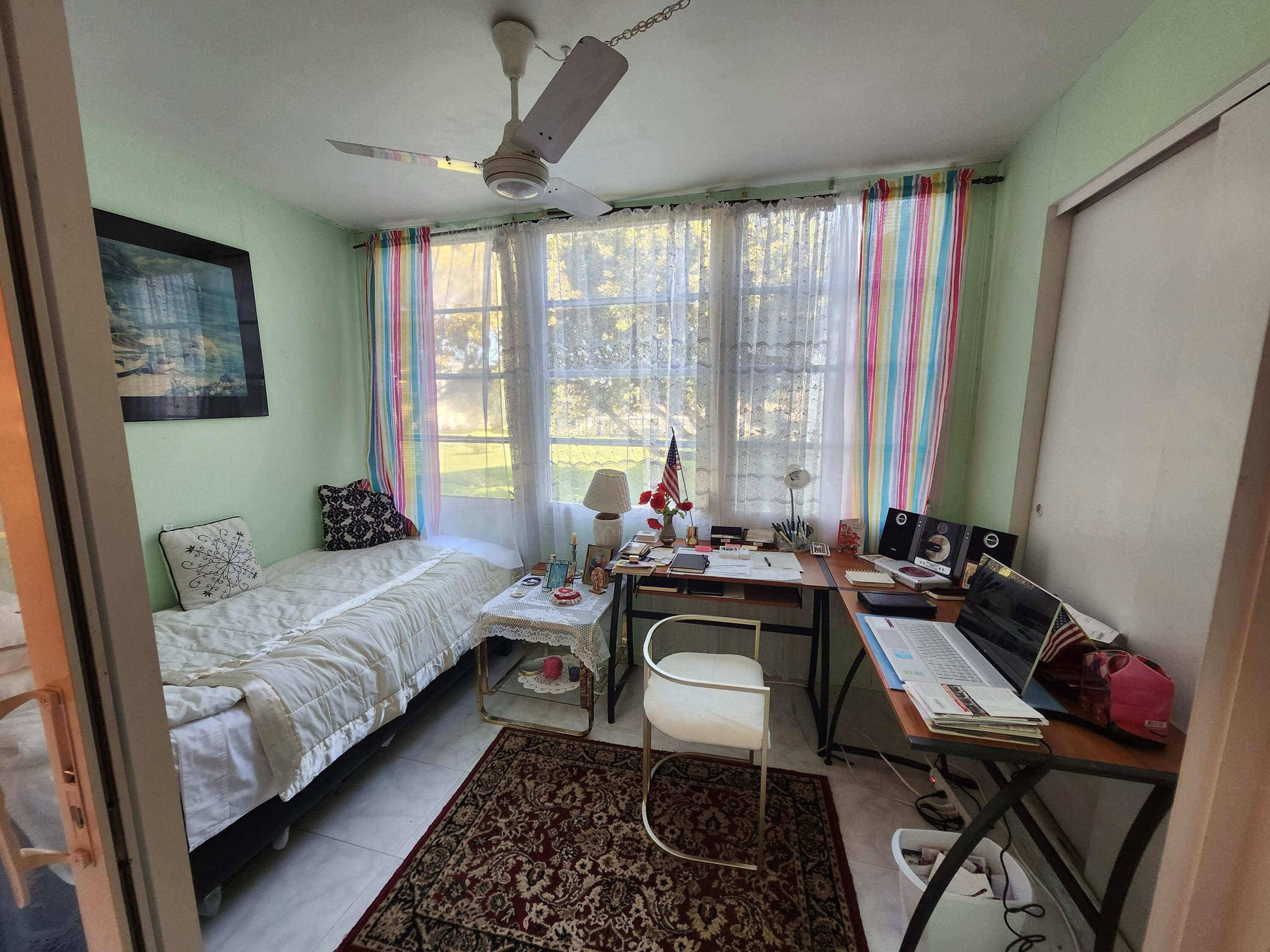 2400 NE 1st Lane – photo 2