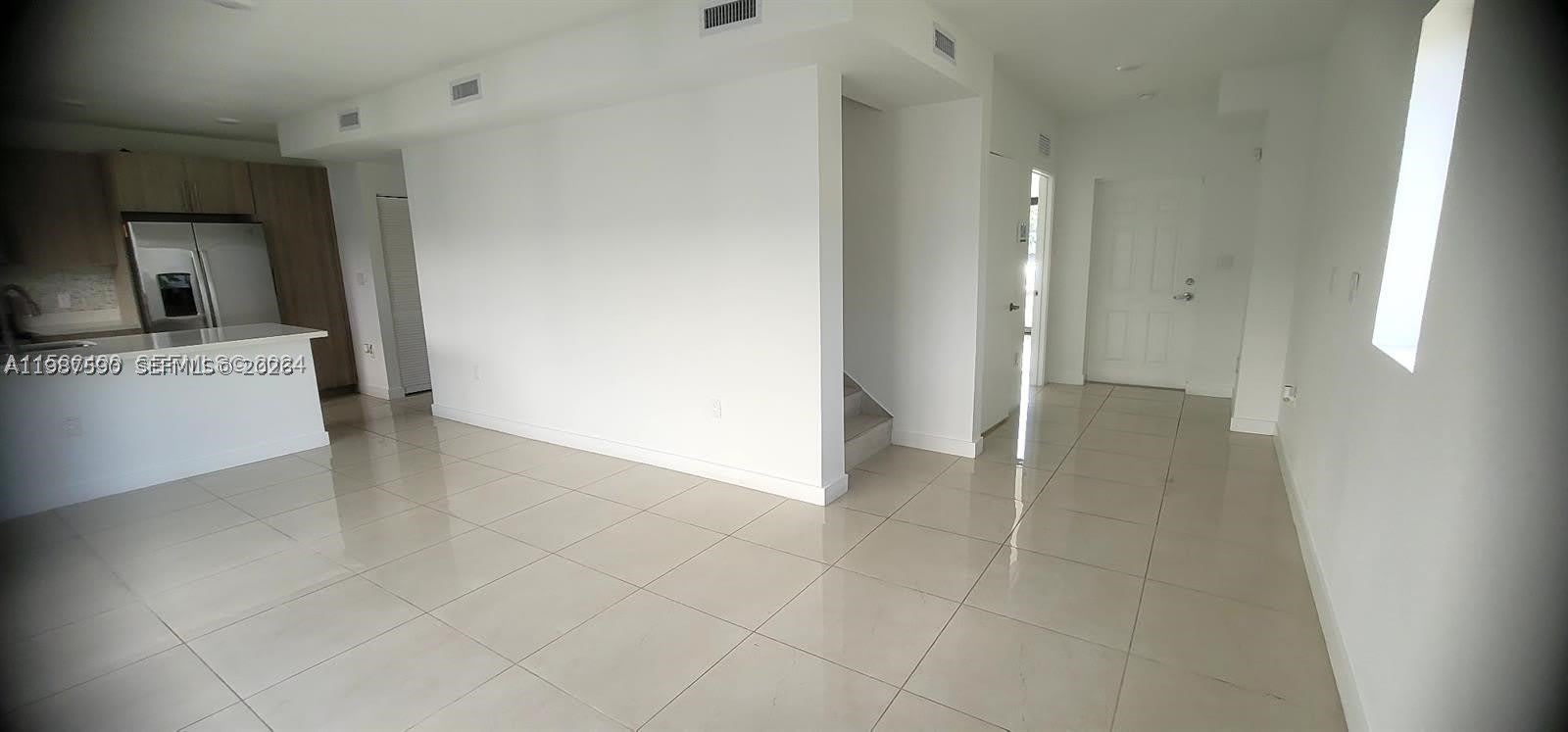110 NW 11th Ct – photo 5