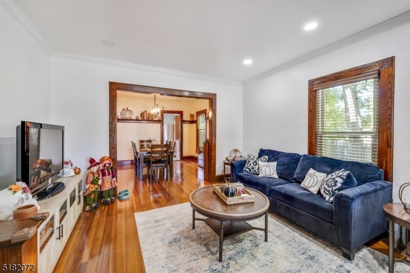 8 Oak Grove Rd – photo 4